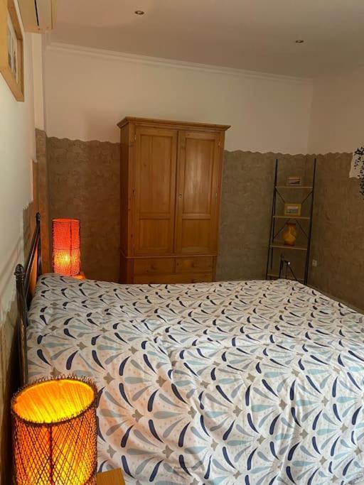 Villa Serenice - F2 Au Calme, Climatise, Wifi Et Parking Gratuit Ngoại thất bức ảnh